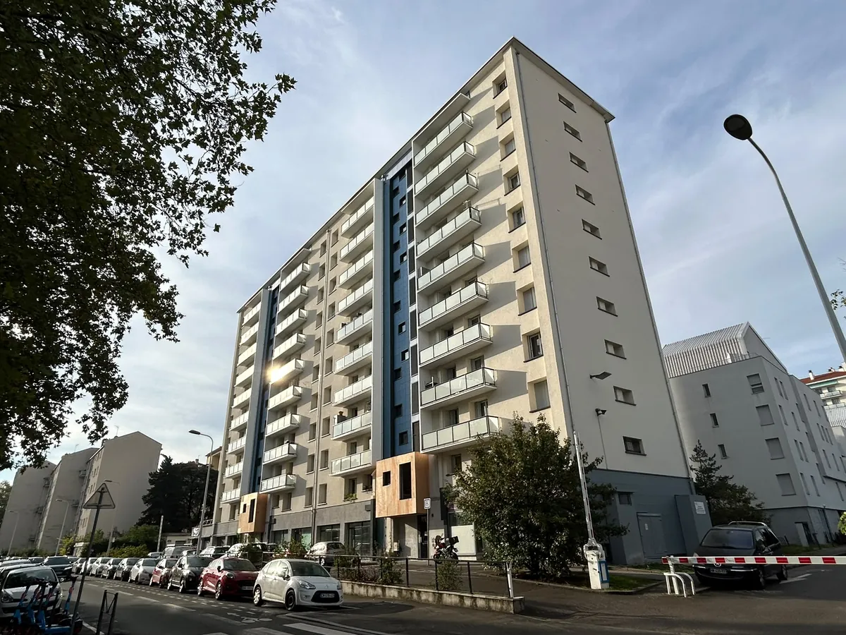 SACVL Lyon 03, chantier, vue d'ensemble de la façade